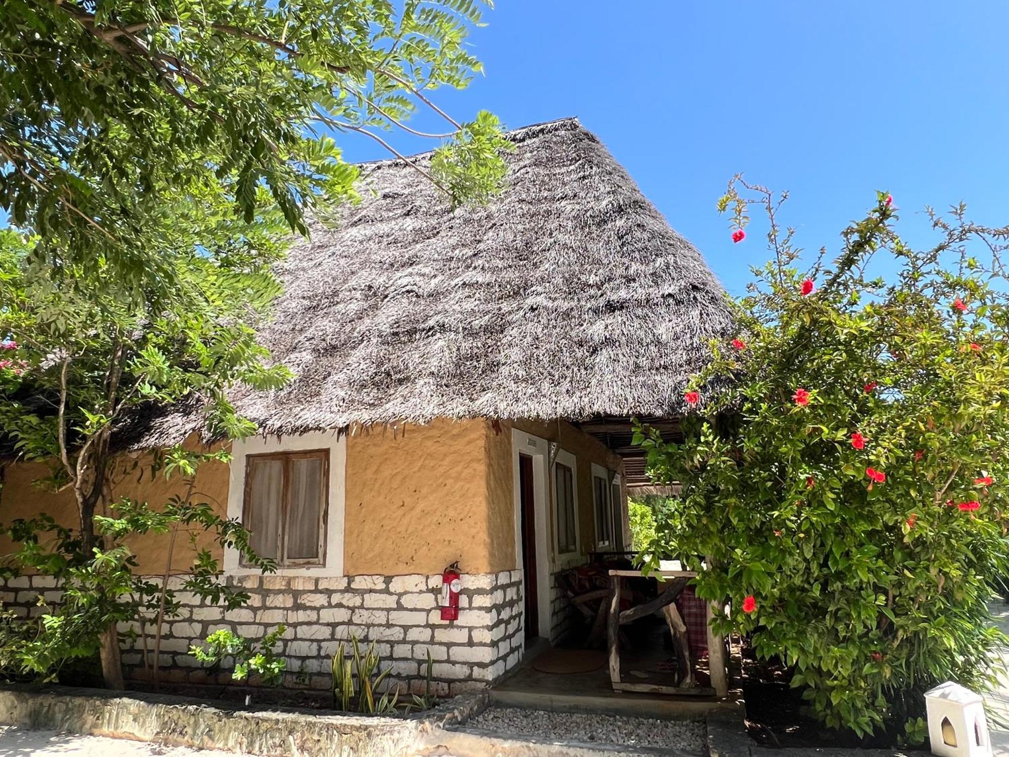Ujamaa Beach Resort Makunduchi Exterior foto